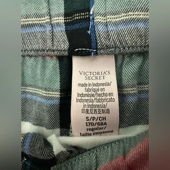 Victoria's Secret Flannel PJ Pajama Set White Red Green Plaid Size Small - Picture 16 of 16